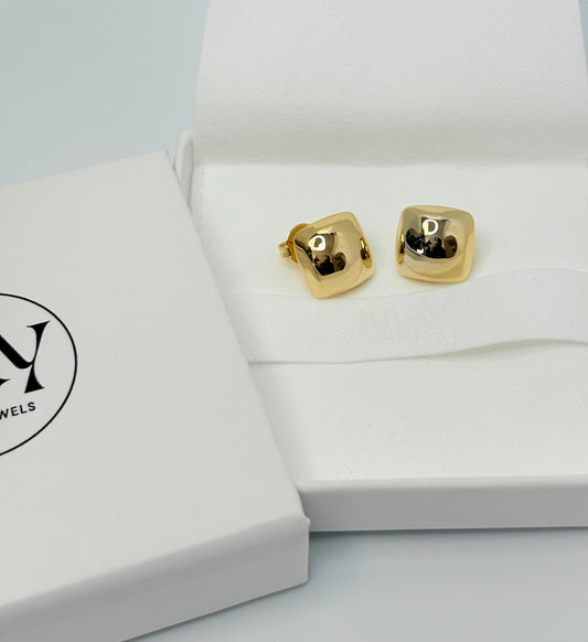 18k Gold Rhombus Stud Earrings