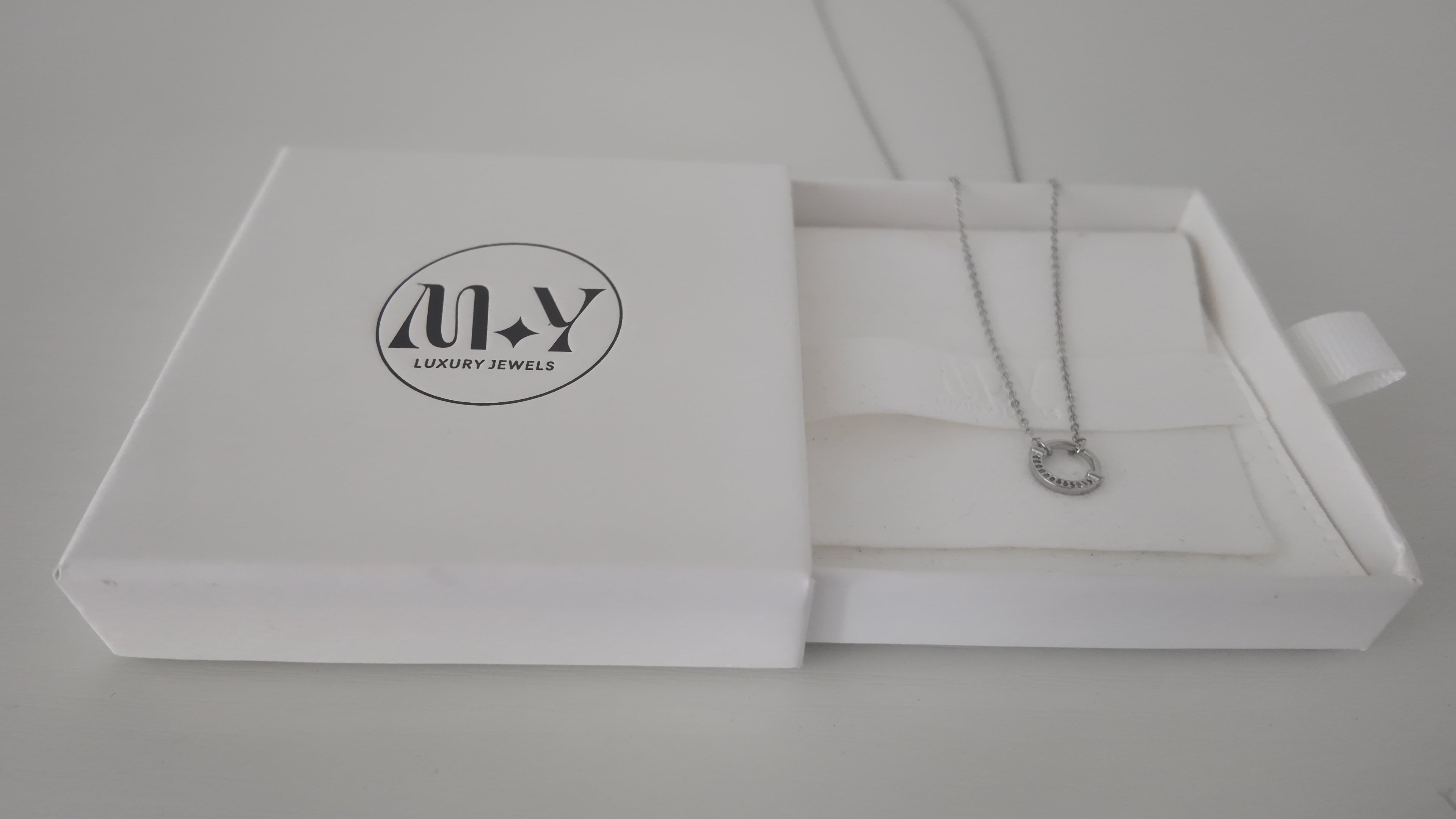 Circle Pave Pendant Short Chain Necklace
