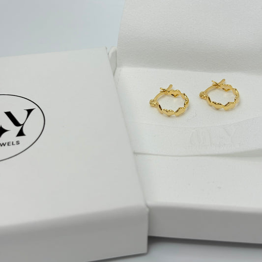 18k Gold Heart Mini Hoop Earrings