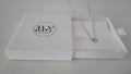 Circle Pendant Short Chain Necklace